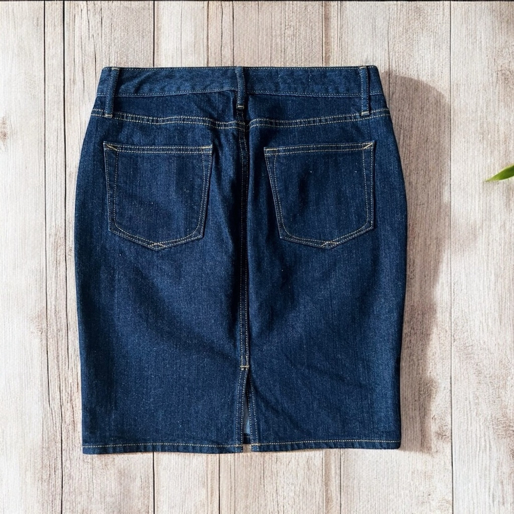 Gap 1969 denim pencil skirt, size 25 - Picture 5 of 10